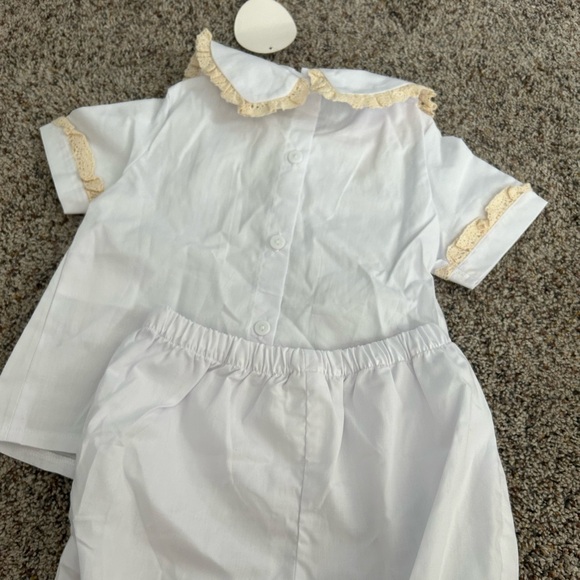 Adorable matching set - Picture 3 of 4